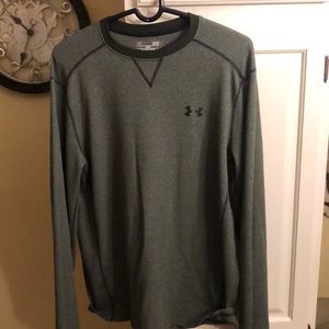 Under armor cold gear thermal. Size large.